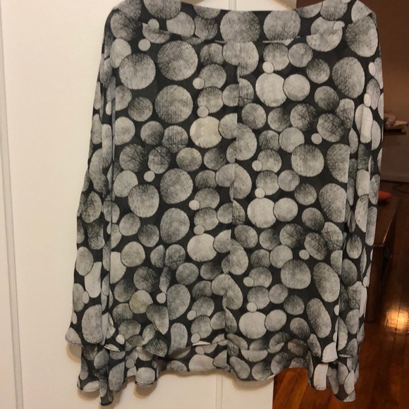 Sweater - Picture 2 of 3